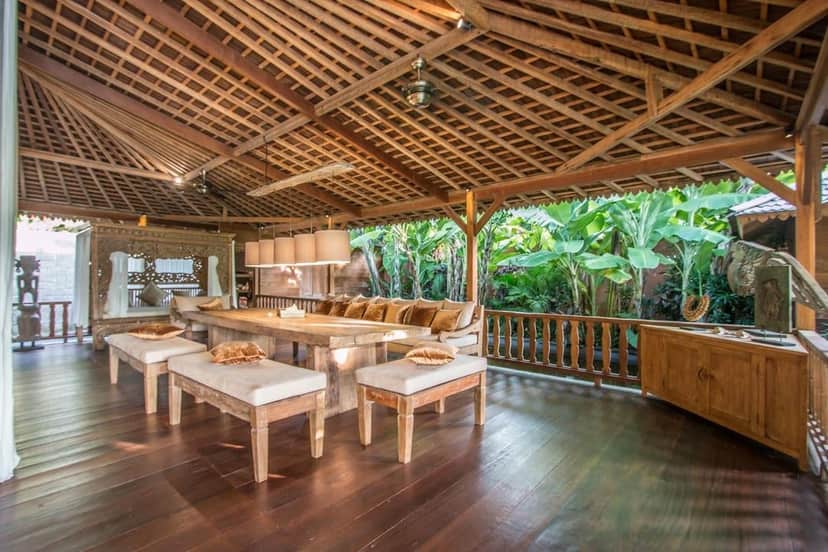 7-bedroom leasehold villa in Kerobokan — photo 4 of 5