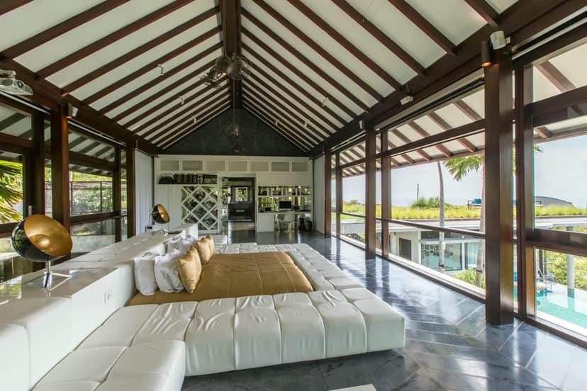 4-bedroom freehold villa in Uluwatu — photo 4 of 5