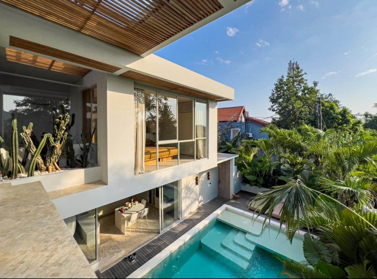 Modern Tropical Design 3 Bedroom Villa for Sale Leasehold in Pererenan