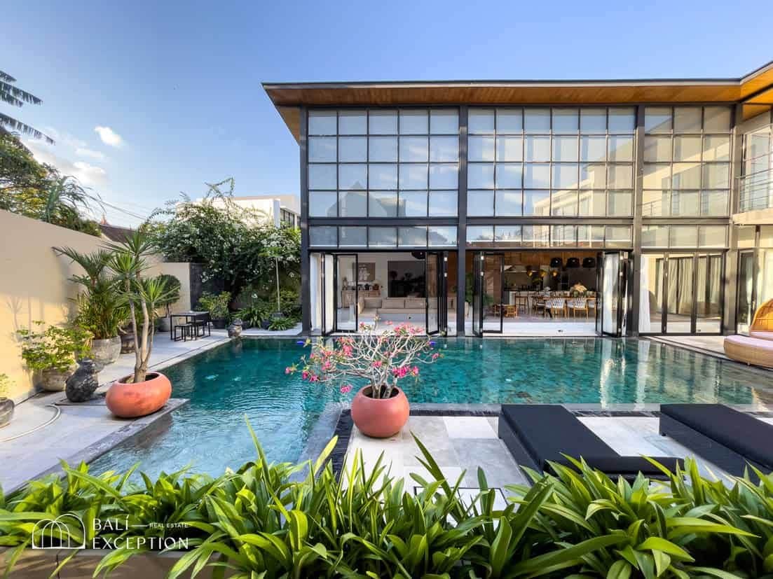 Ready Now 5 Bedroom Villa for Sale Leasehold in Pererenan
