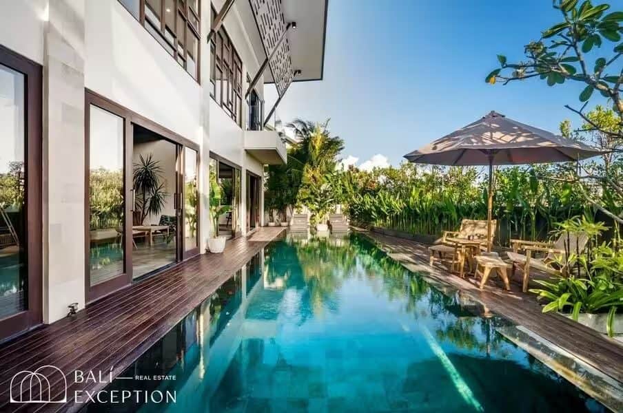 Walking Distance to the Beach 4 Bedroom Villa for Sale Leasehold in Pererenan
