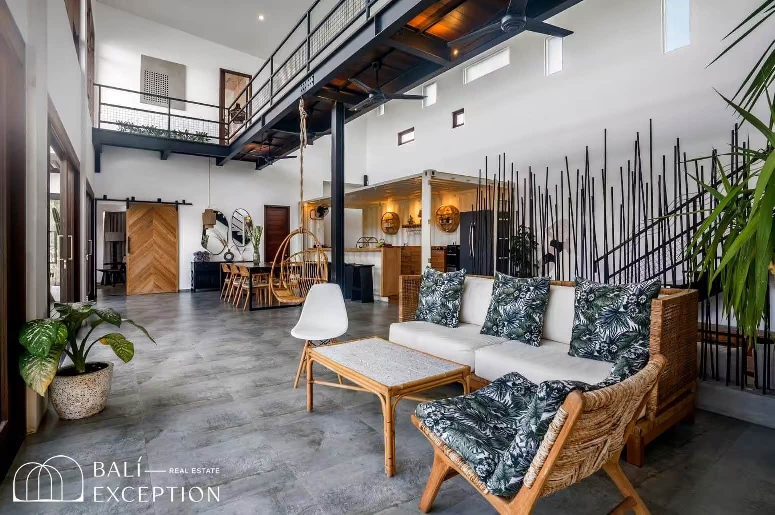 4-bedroom leasehold villa in Pererenan — photo 2 of 5