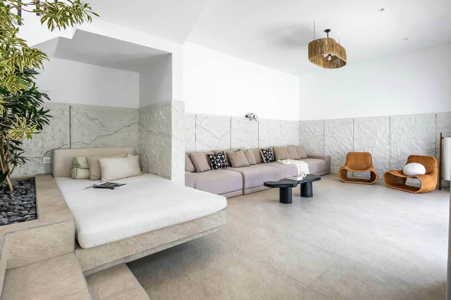 2-bedroom freehold villa in Uluwatu — photo 2 of 5