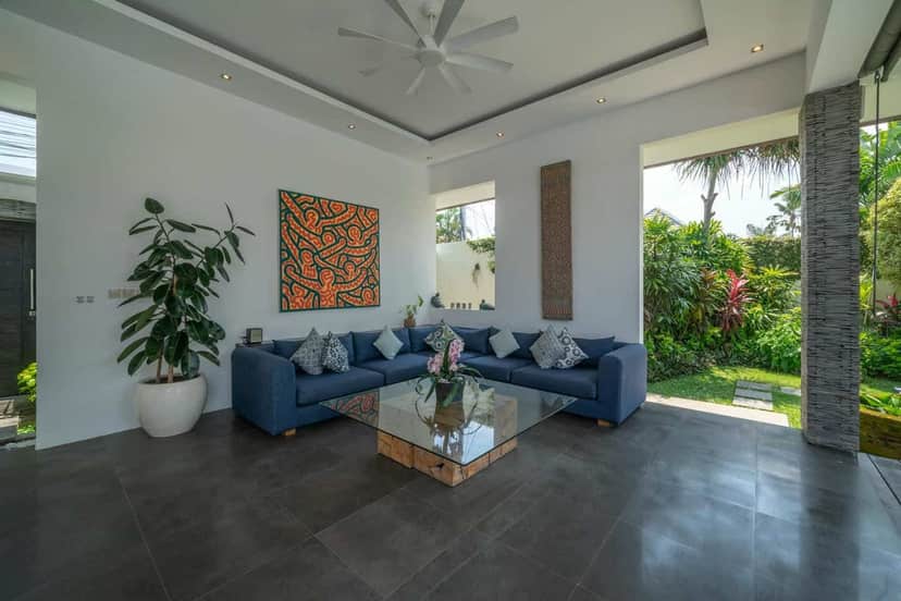 3-bedroom leasehold villa in Seminyak — photo 3 of 5