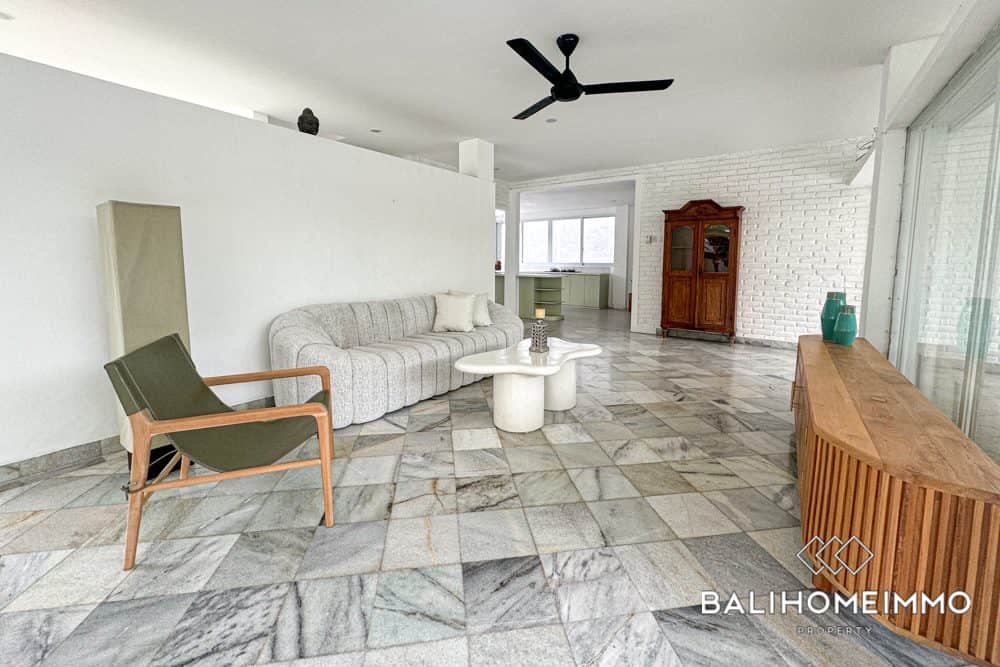 4-bedroom freehold villa in Seminyak — photo 2 of 5