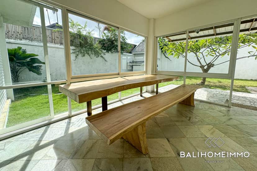 4-bedroom freehold villa in Seminyak — photo 3 of 5