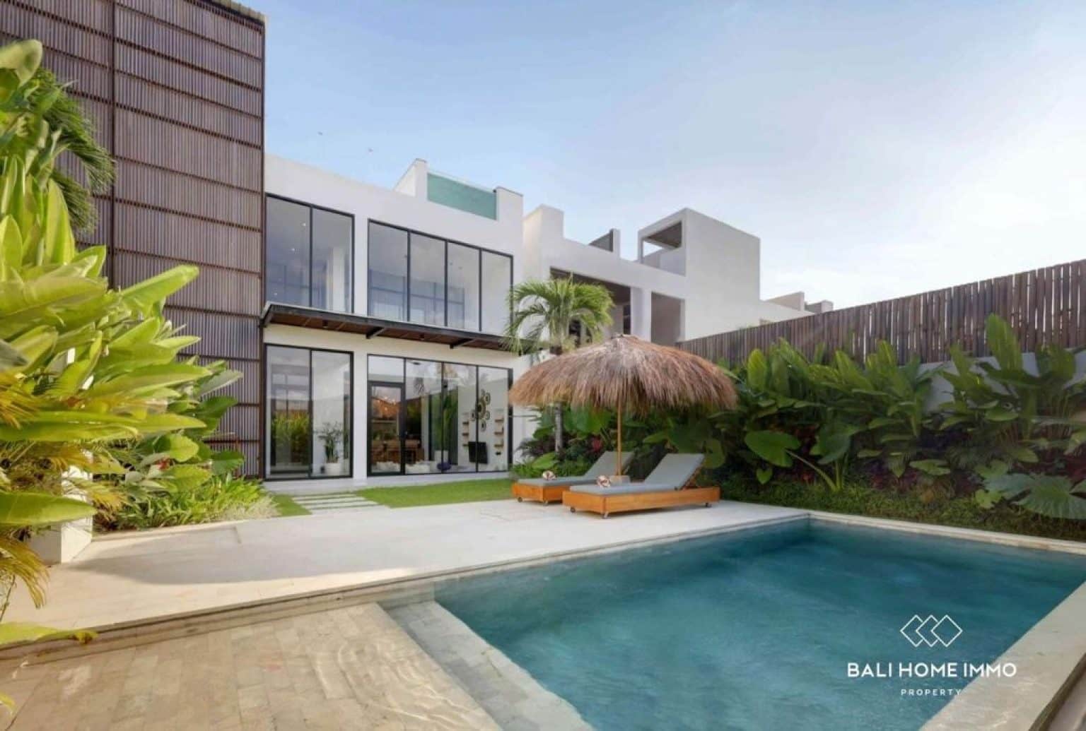 Modern 3 Bedroom Villa FOR LEASEHOLD SALE in BERAWA BALI