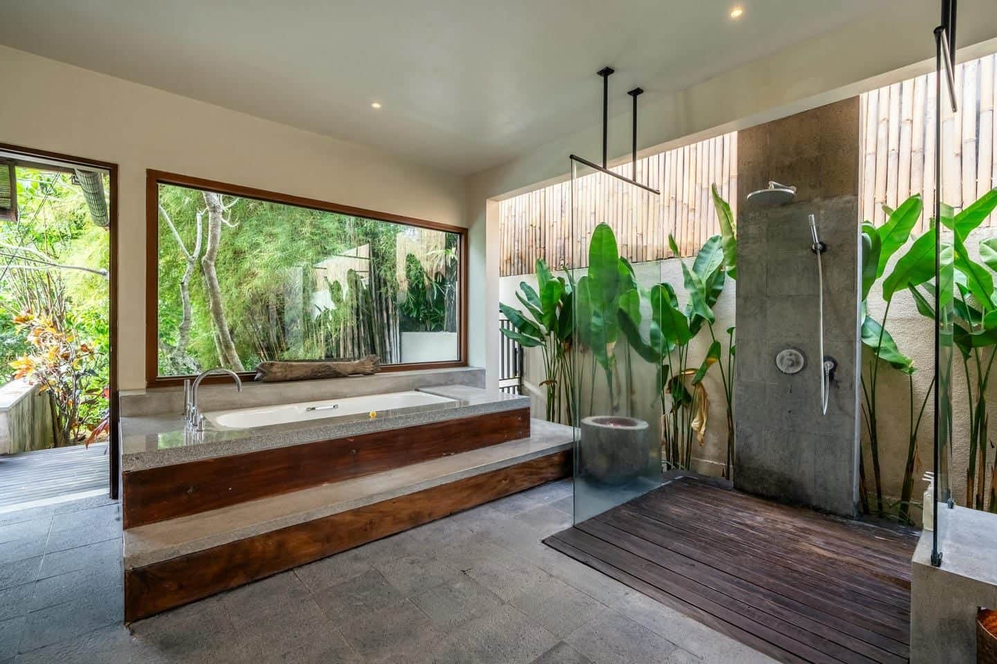 5-bedroom freehold villa in Pererenan — photo 5 of 5