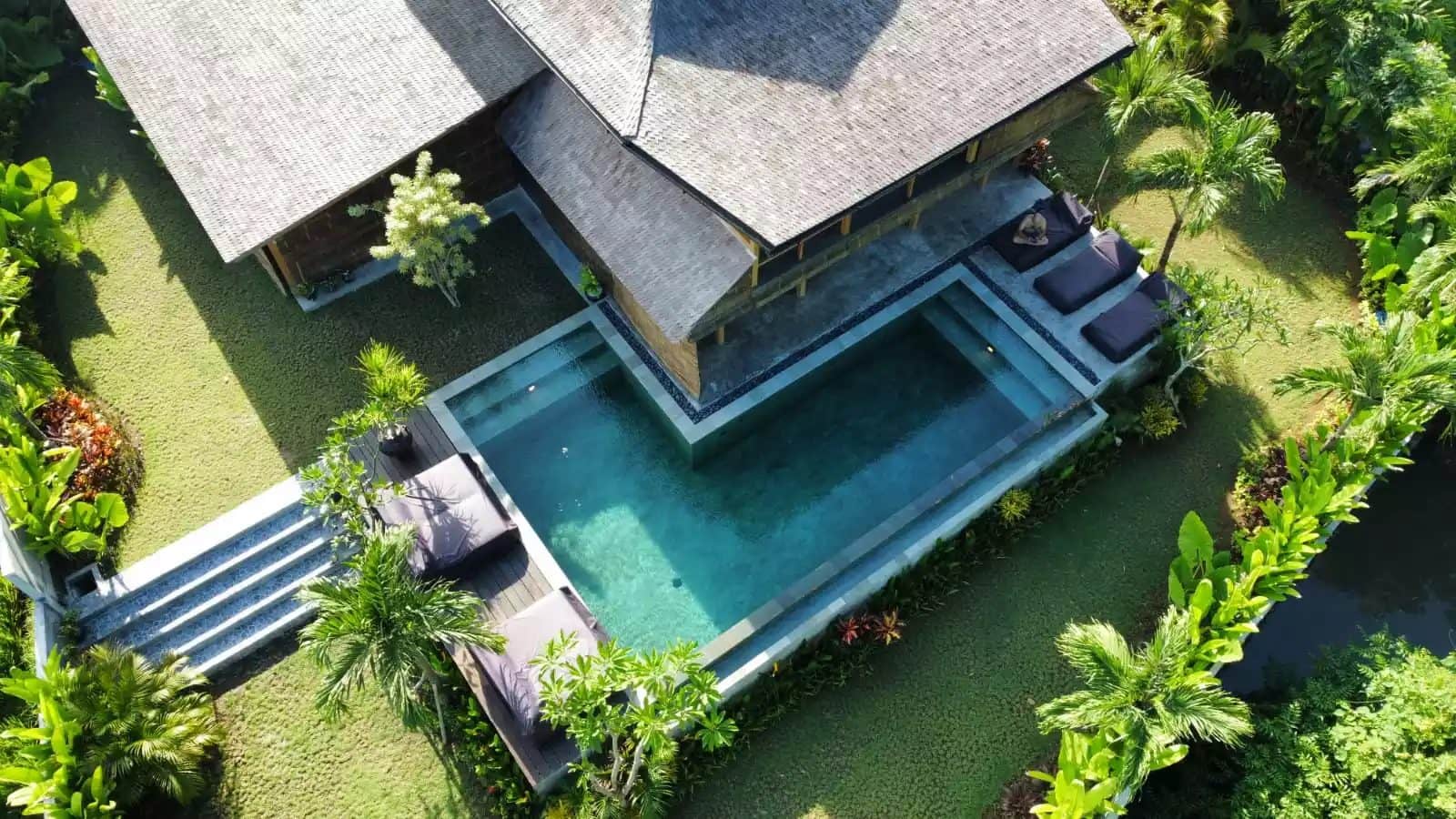Luxury Villa 3 Bedroom for Sale Leasehold in Seseh