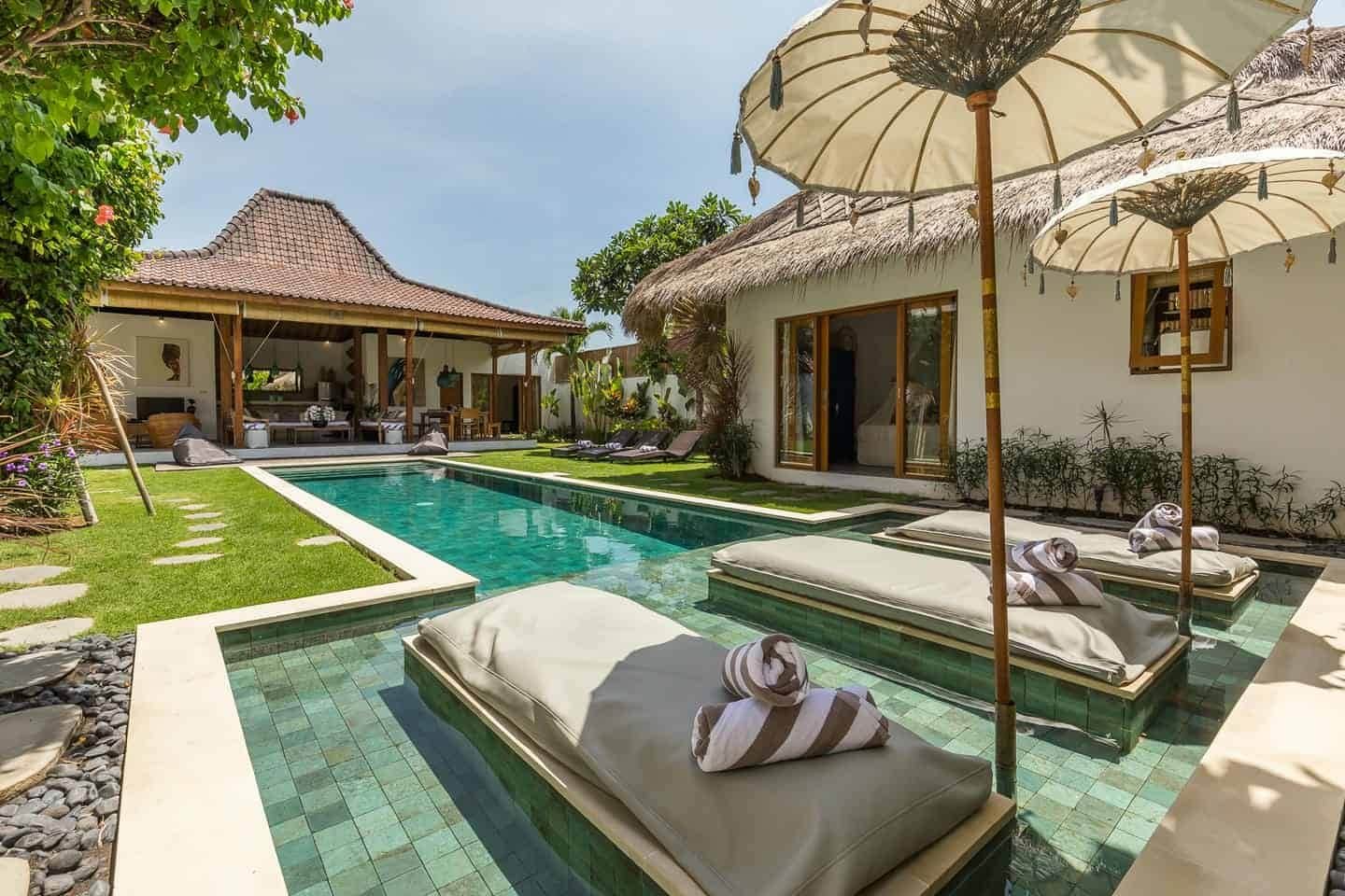 Tropical 5 Bedroom Villa for Sale Leasehold in Seminyak