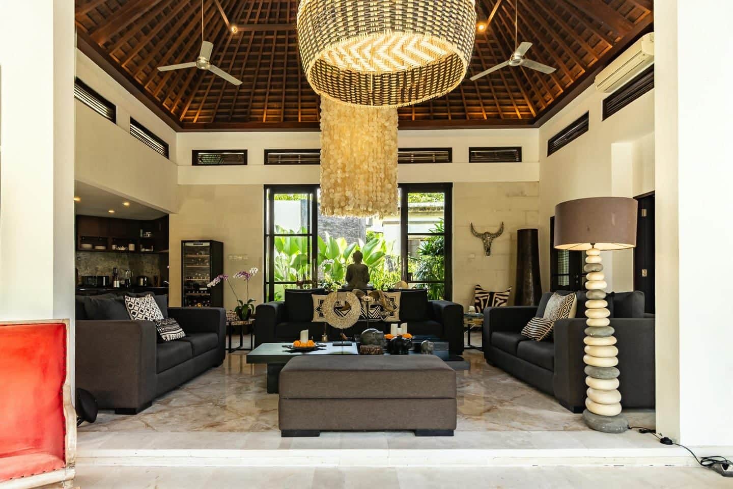 4-bedroom freehold villa in Umalas — photo 2 of 5