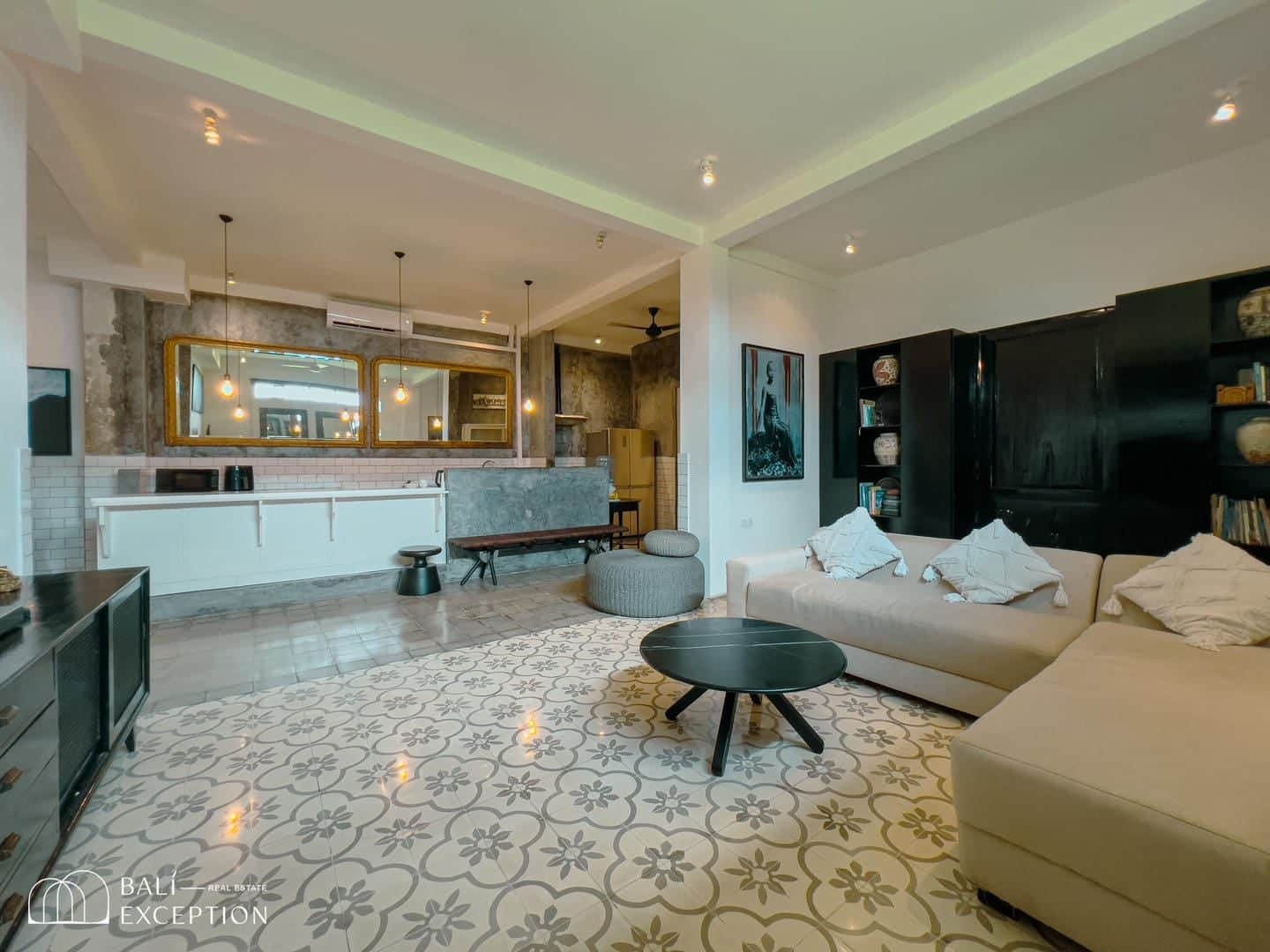 Modern Villa with 3 Bedrooms for Sale in Umalas Bali