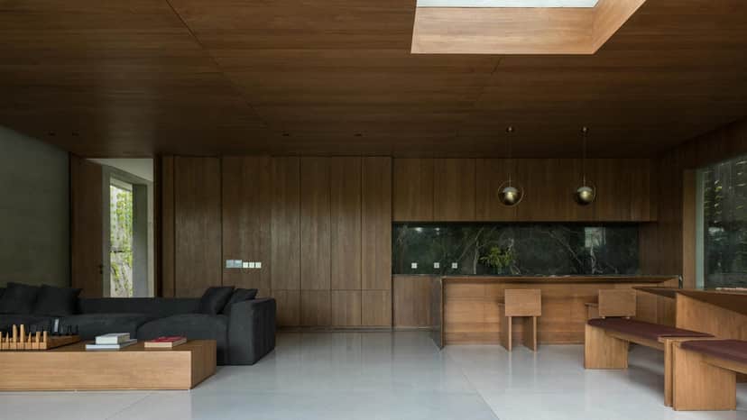 5-bedroom leasehold villa in Pererenan — photo 2 of 5