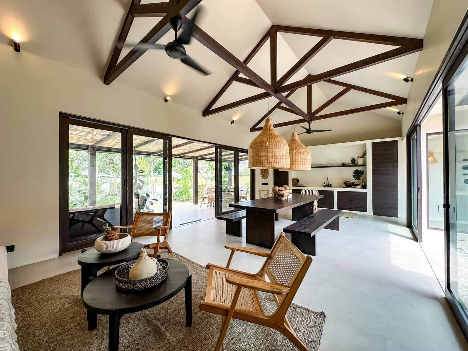 4-bedroom leasehold villa in Uluwatu — photo 2 of 5