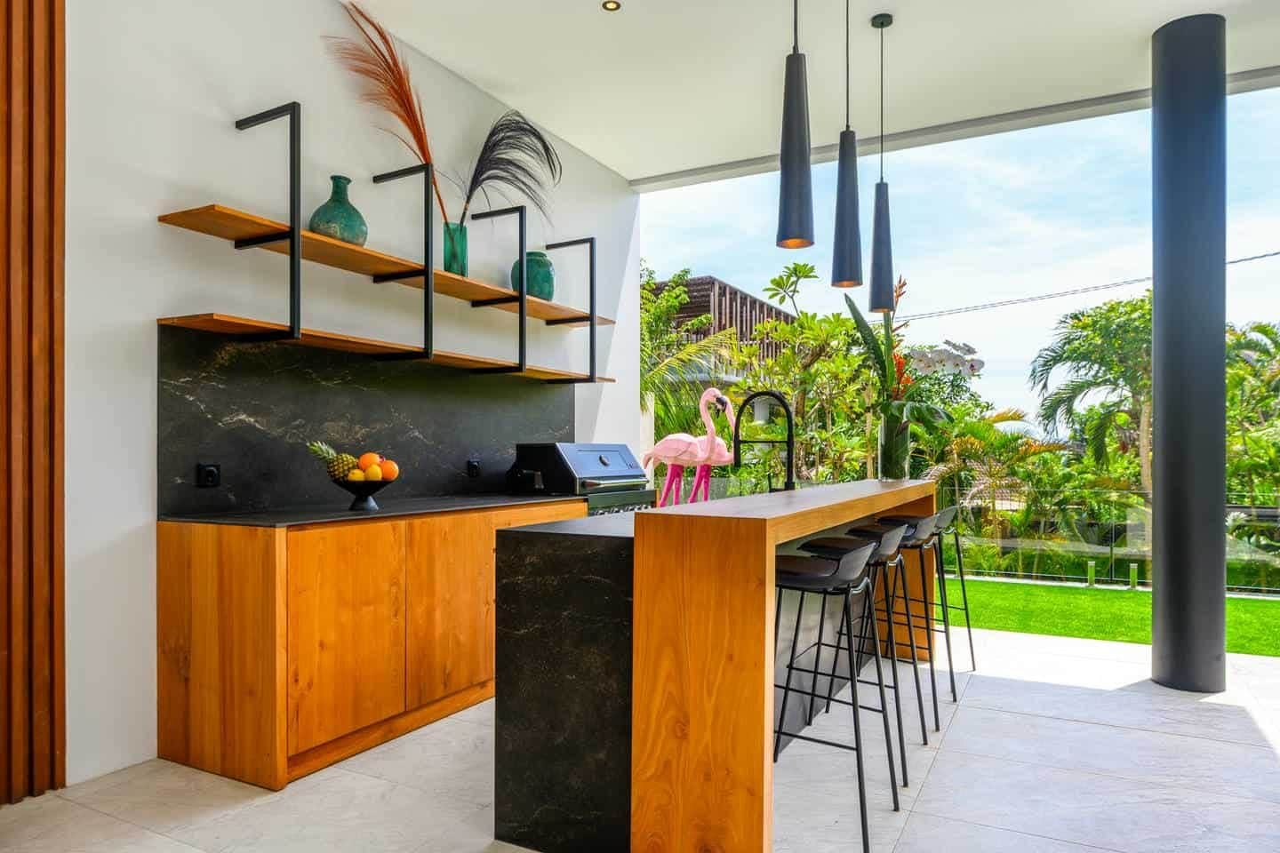 4-bedroom freehold villa in Uluwatu — photo 2 of 5