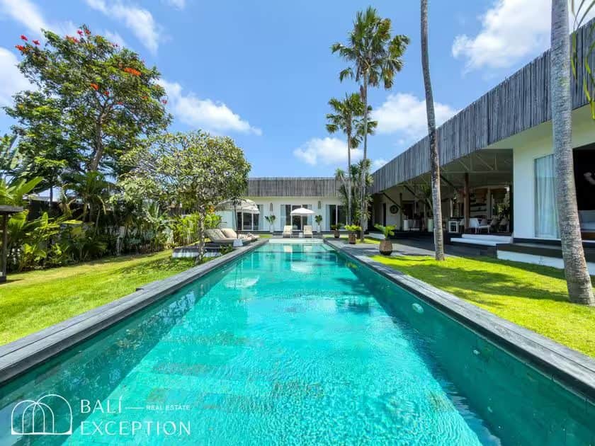 Bohemian 5 Bedroom Villa for Sale Leasehold in Umalas