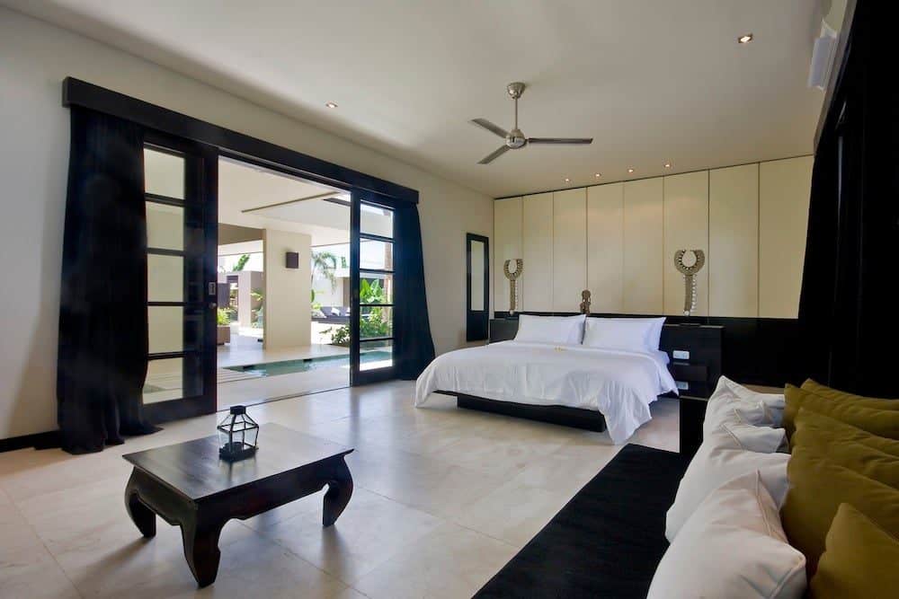 4-bedroom leasehold villa in Canggu — photo 3 of 5
