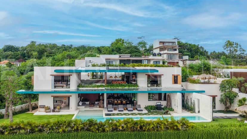 4-bedroom freehold villa in Uluwatu — photo 2 of 5