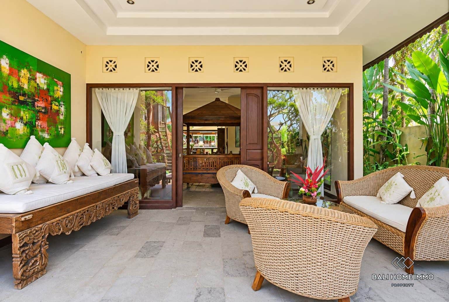 2-bedroom freehold villa in Canggu — photo 2 of 5