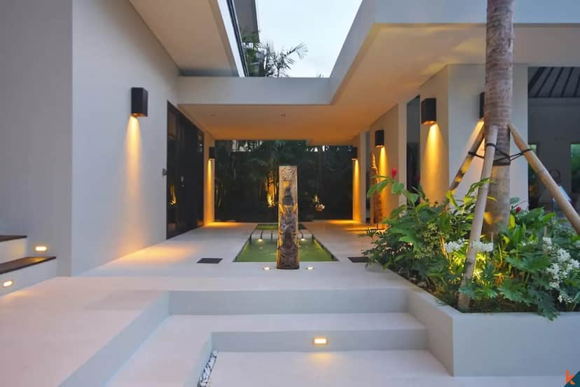 4-bedroom leasehold villa in Canggu — photo 3 of 5