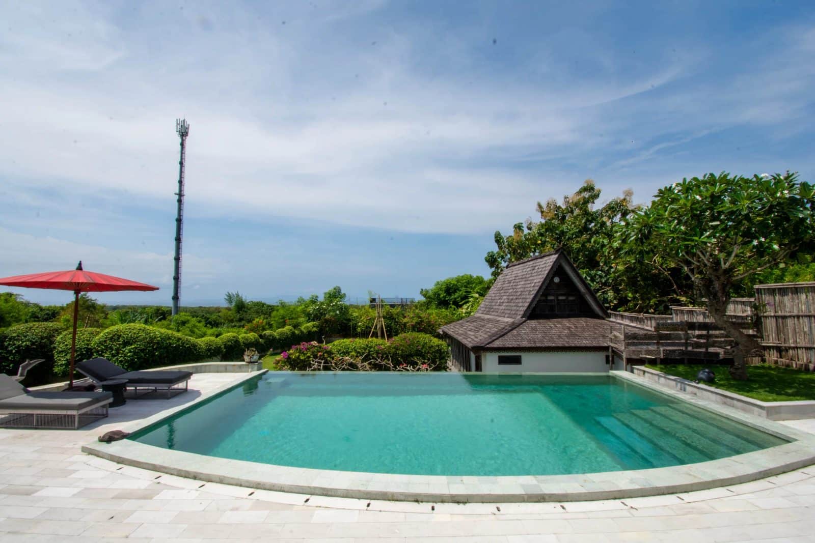 4-bedroom leasehold villa in Nusa Dua — photo 2 of 5