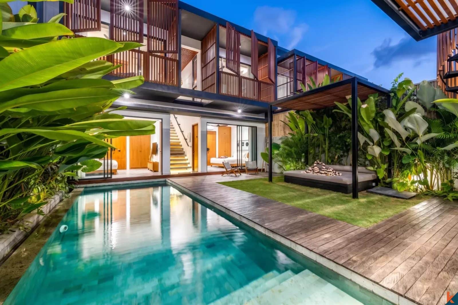 High quality four bedroom leasehold property near Batu Bolong Beach
