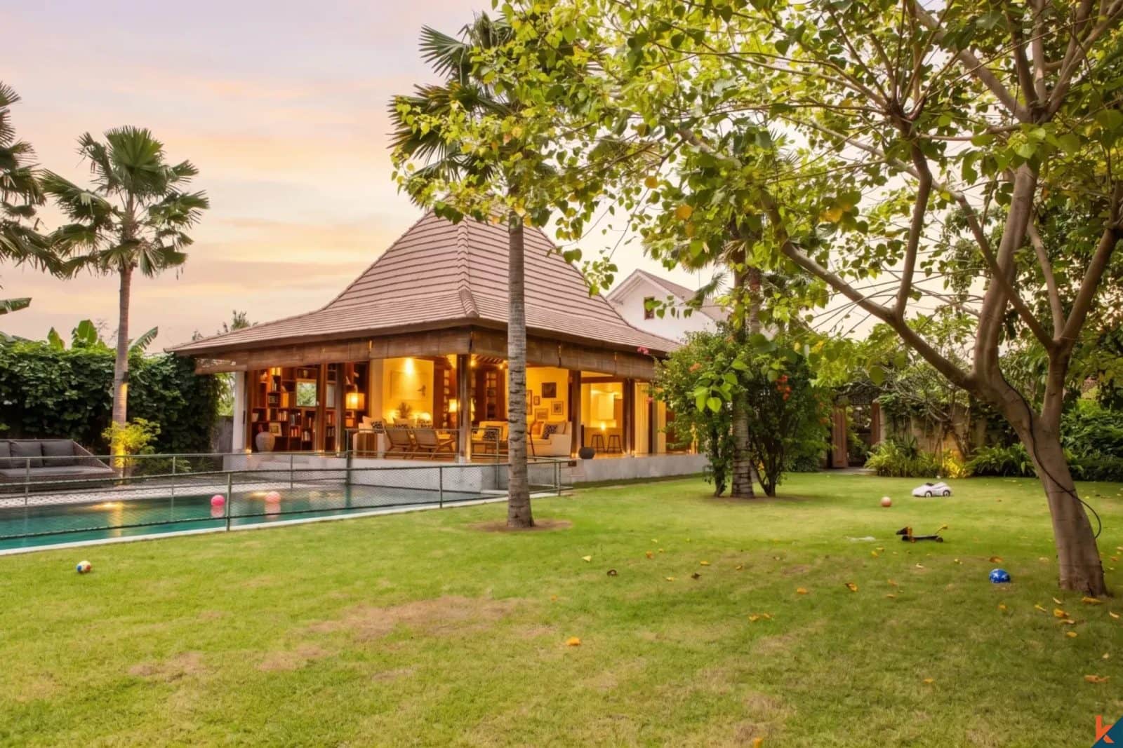 Beautiful Secluded Four Bedrooms Villa for Sale in Umalas
