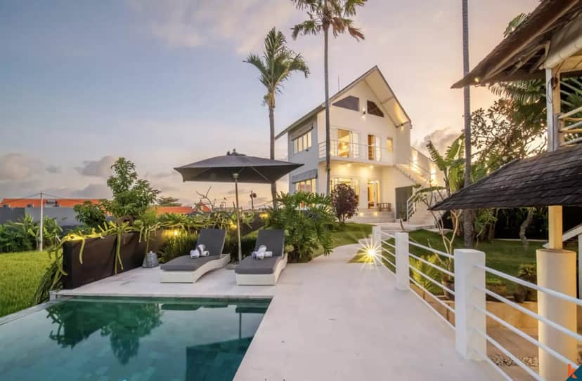 5-bedroom leasehold villa in Canggu — photo 2 of 5