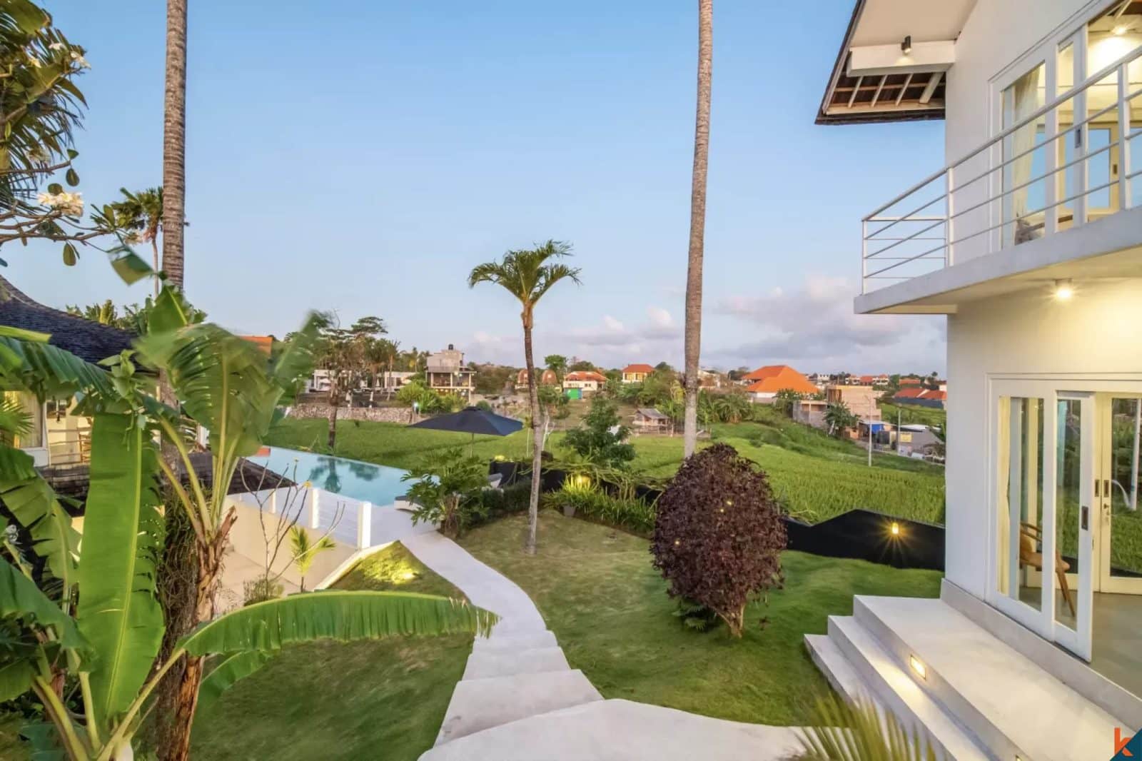 5-bedroom leasehold villa in Canggu — photo 3 of 5