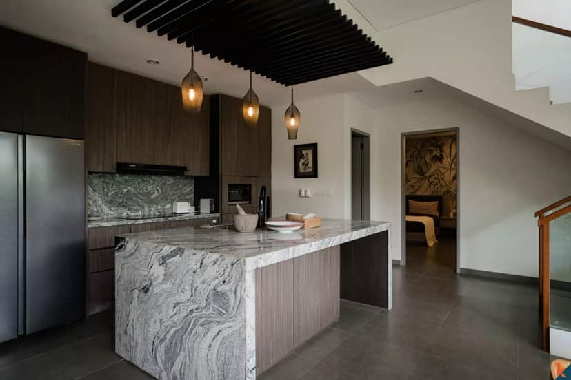 5-bedroom leasehold villa in Kuta — photo 3 of 5