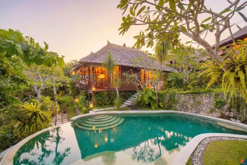 4-bedroom freehold villa in Jimbaran — photo 2 of 5
