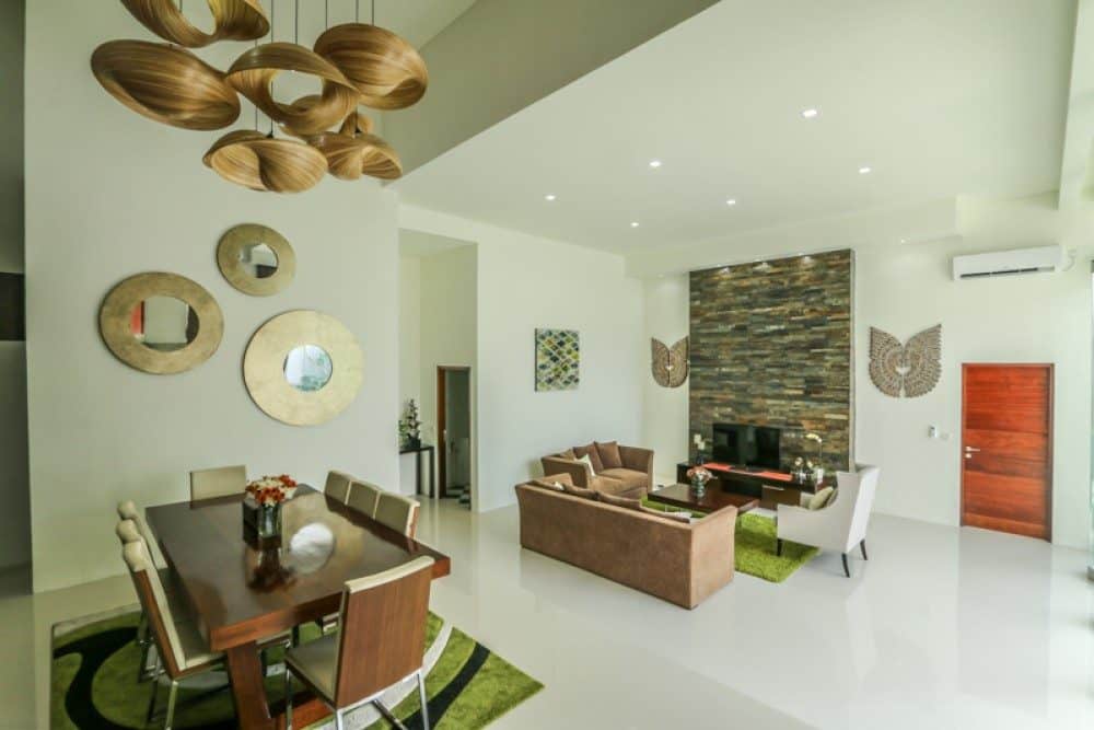 4-bedroom freehold villa in Jimbaran — photo 2 of 5