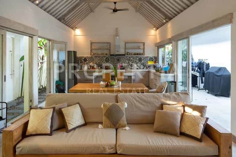 3-bedroom leasehold villa in Canggu — photo 2 of 5