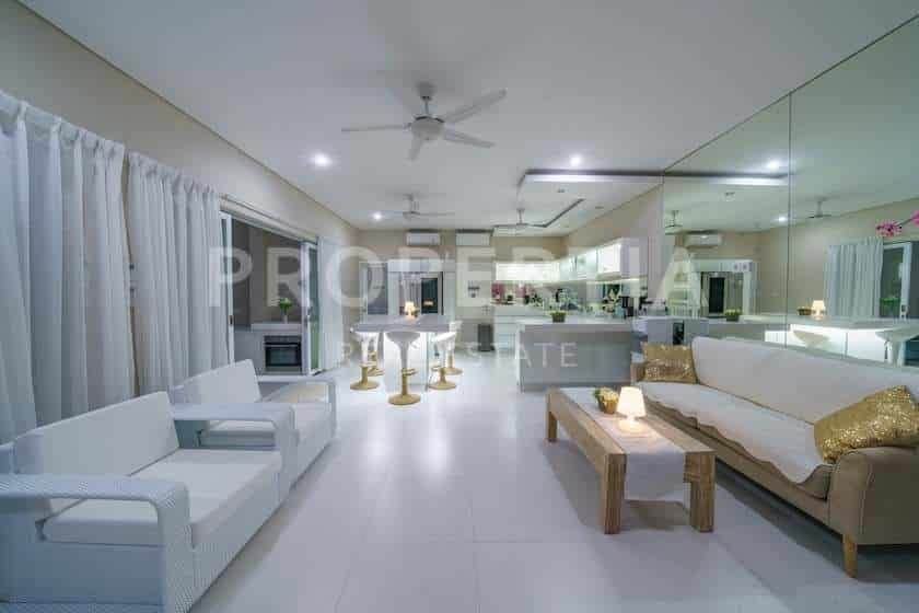 7-bedroom leasehold villa in Berawa — photo 4 of 5