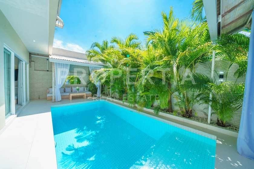 Stunning Twin Villa Retreat in Berawa