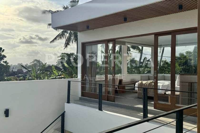 Tropical Escape in Tumbak Bayuh