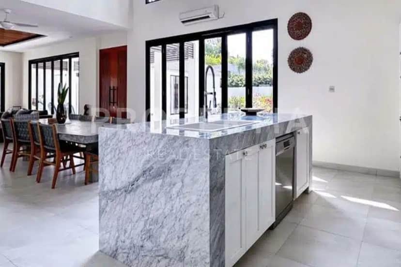 6-bedroom leasehold villa in Umalas — photo 5 of 5