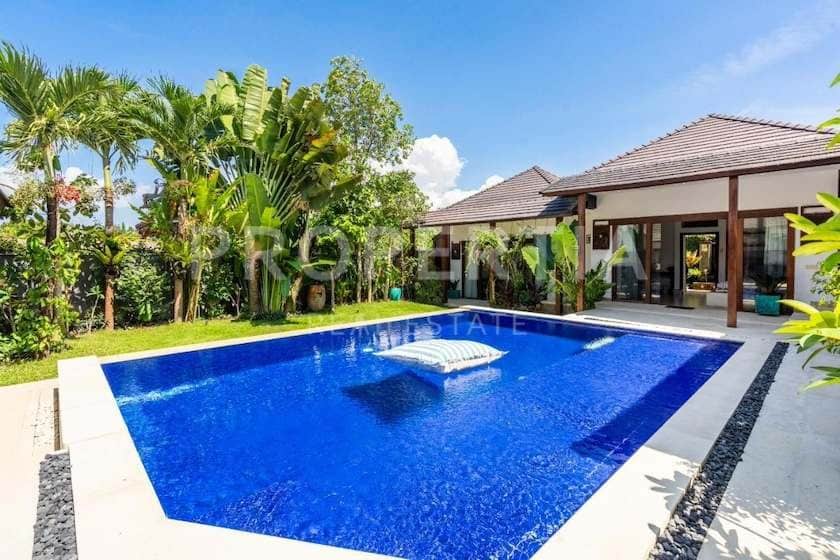 Spacious Tropical Haven in Umalas