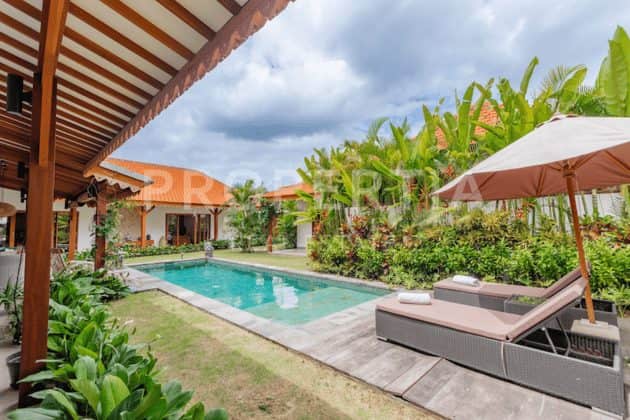 4-bedroom leasehold villa in Buduk/Mengwi — photo 2 of 5