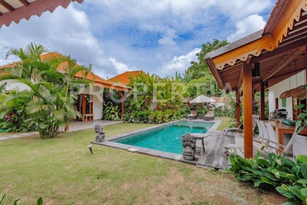 4-bedroom leasehold villa in Buduk/Mengwi — photo 3 of 5