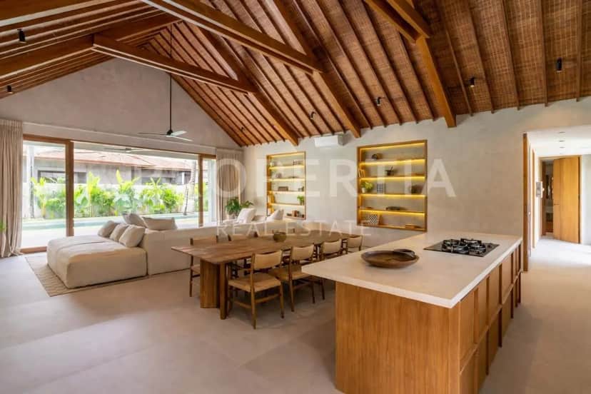 4-bedroom leasehold villa in Tabanan — photo 4 of 5