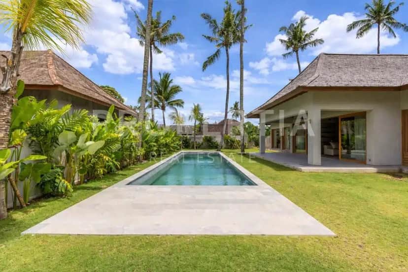 4-bedroom leasehold villa in Tabanan — photo 2 of 5
