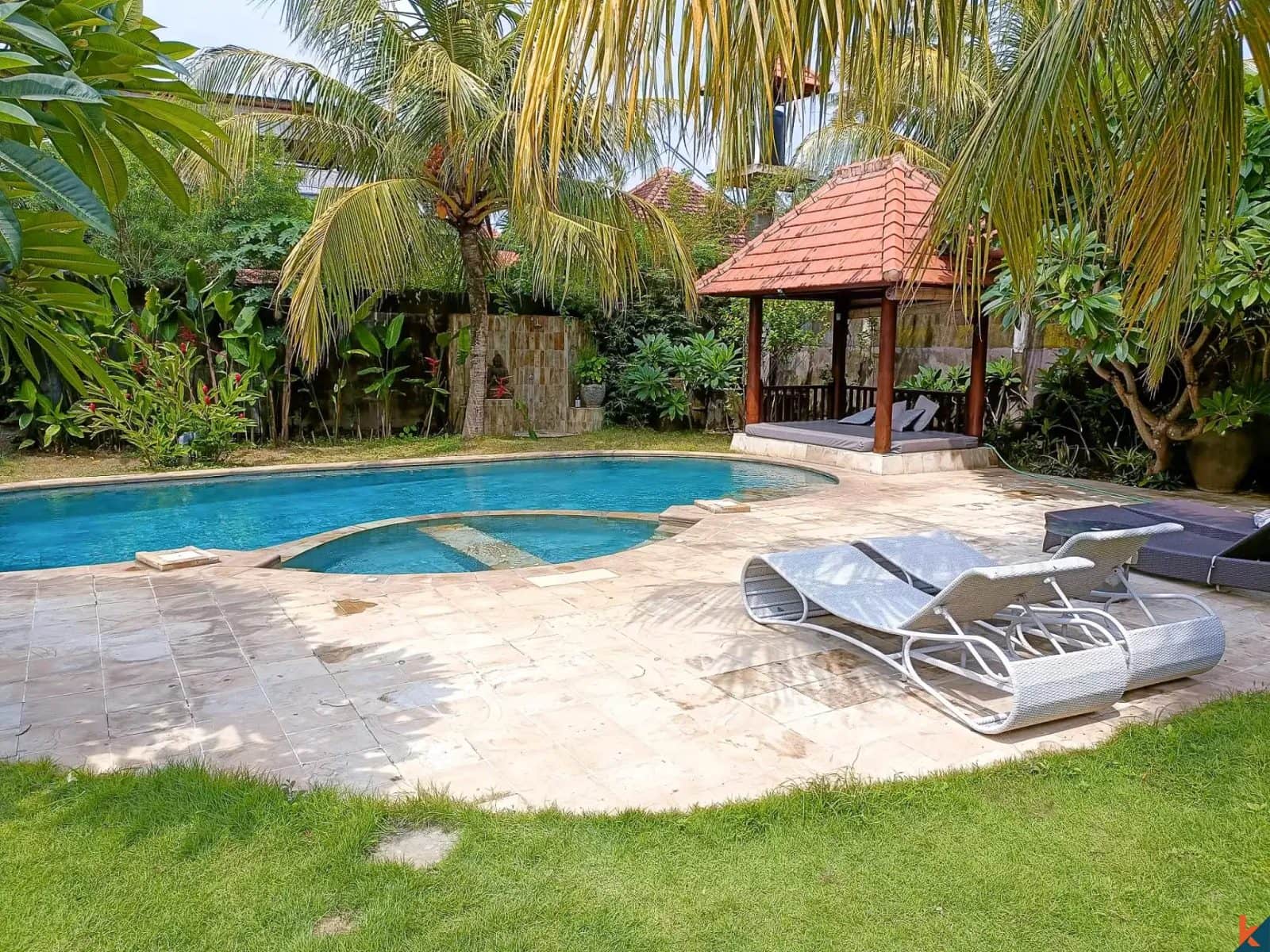 3-bedroom freehold villa in Amed — photo 2 of 5