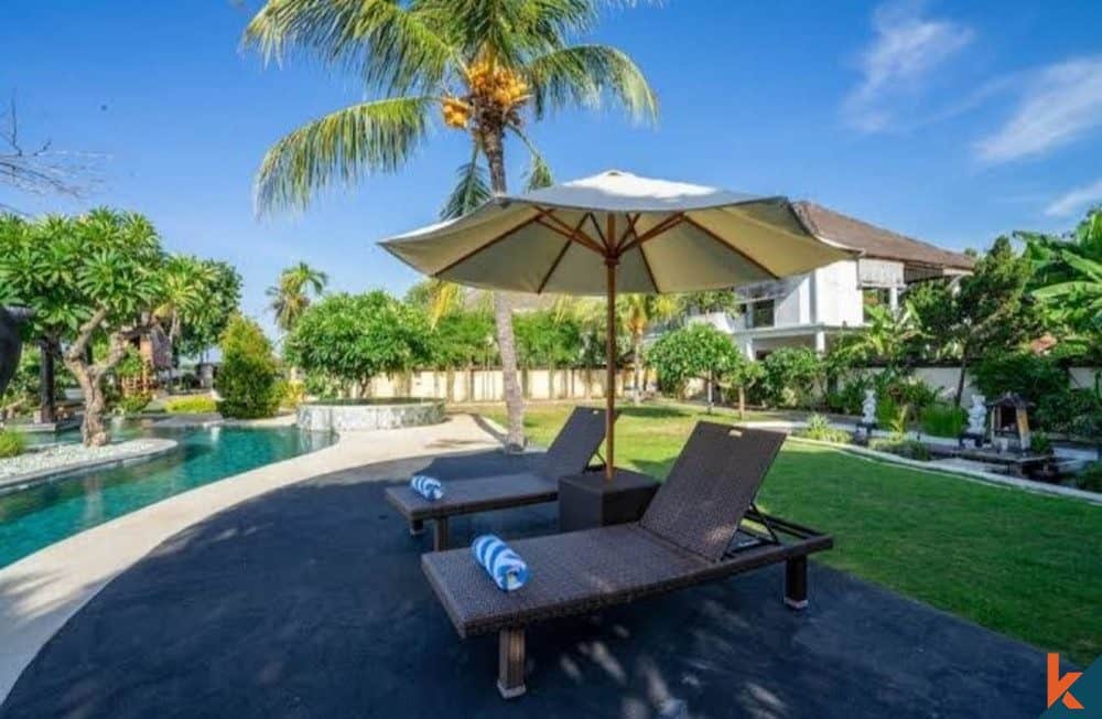 4-bedroom freehold villa in Lovina — photo 4 of 5