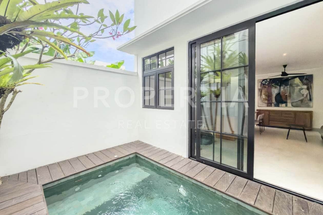 3-bedroom freehold villa in Kerobokan — photo 2 of 5