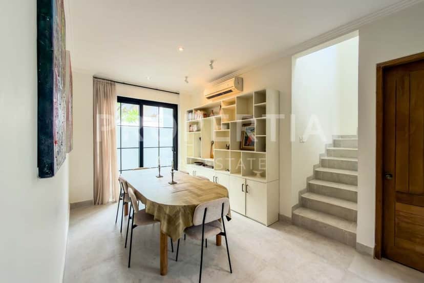 3-bedroom freehold villa in Kerobokan — photo 3 of 5