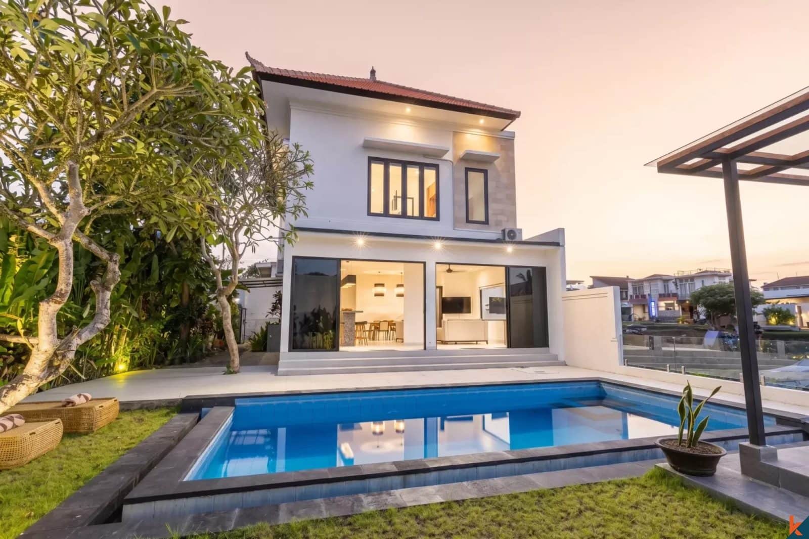 Brand New Three Bedroom Freehold Property with Beautiful Rice Field Views in Tumbak Bayuh