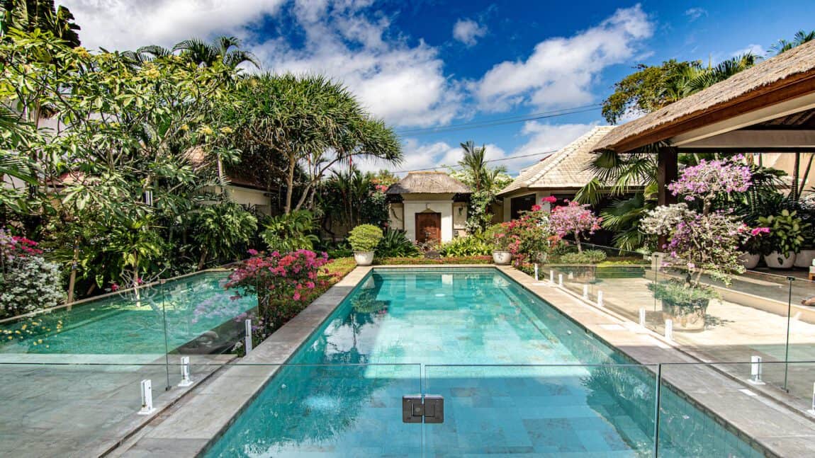 3-bedroom freehold villa in Jimbaran — photo 3 of 24
