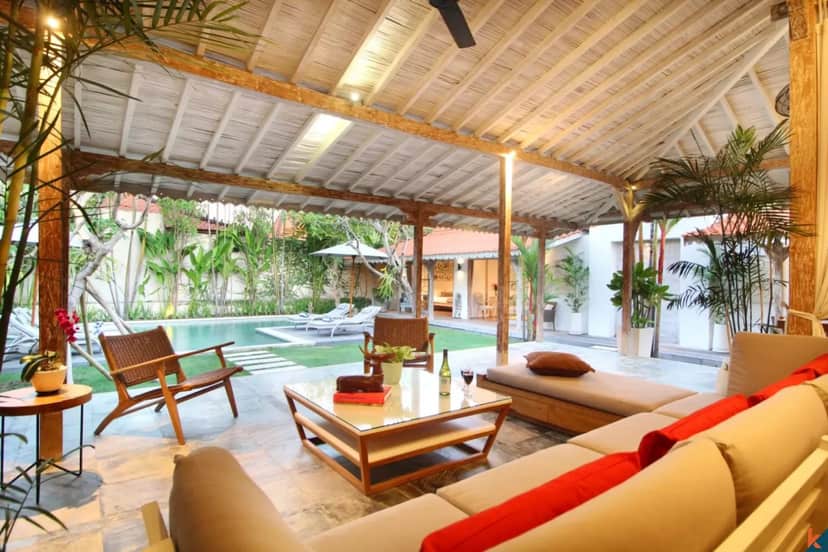 4-bedroom leasehold villa in Canggu — photo 4 of 5
