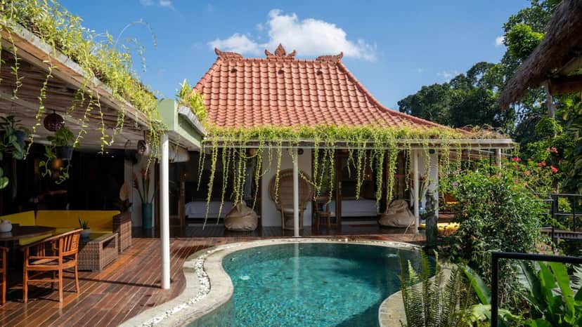 7-bedroom leasehold villa in Canggu — photo 2 of 35